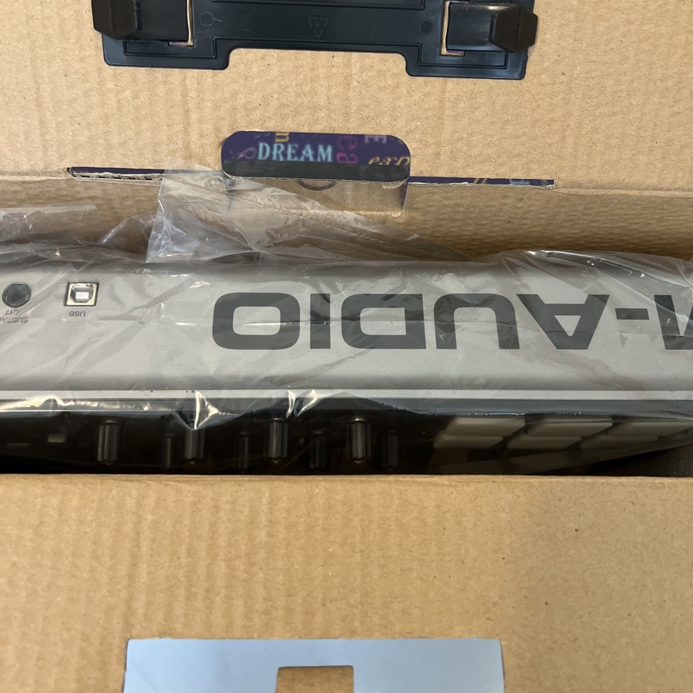 M-Audio Oxygen 25 MIDI Keyboard Controller in Original Box-New Open Box