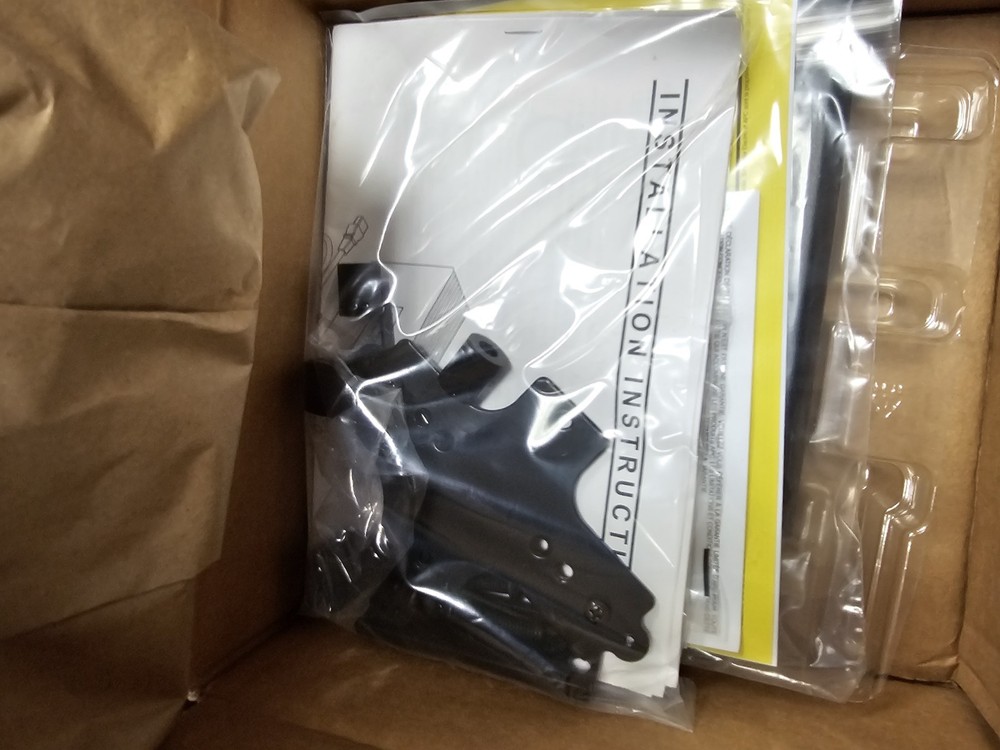 NEW Chief PACPC1 Flat Panel Power Filter Kit / APC C2 - Line Conditioner (H13)