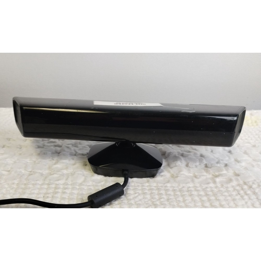 Microsoft XBOX 360 Kinect Black Camera/Motion Sensor SKU 2330