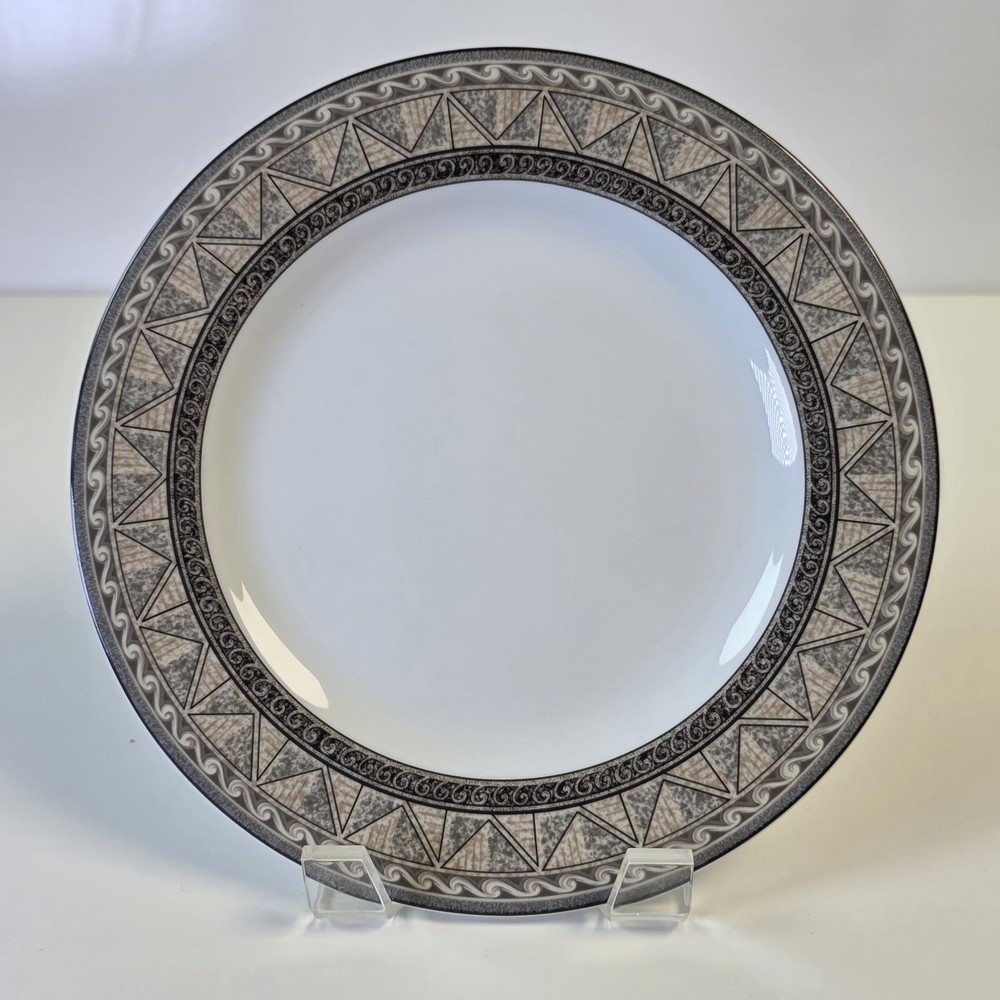Studio Nova Courtyard Salad Plate Y0281