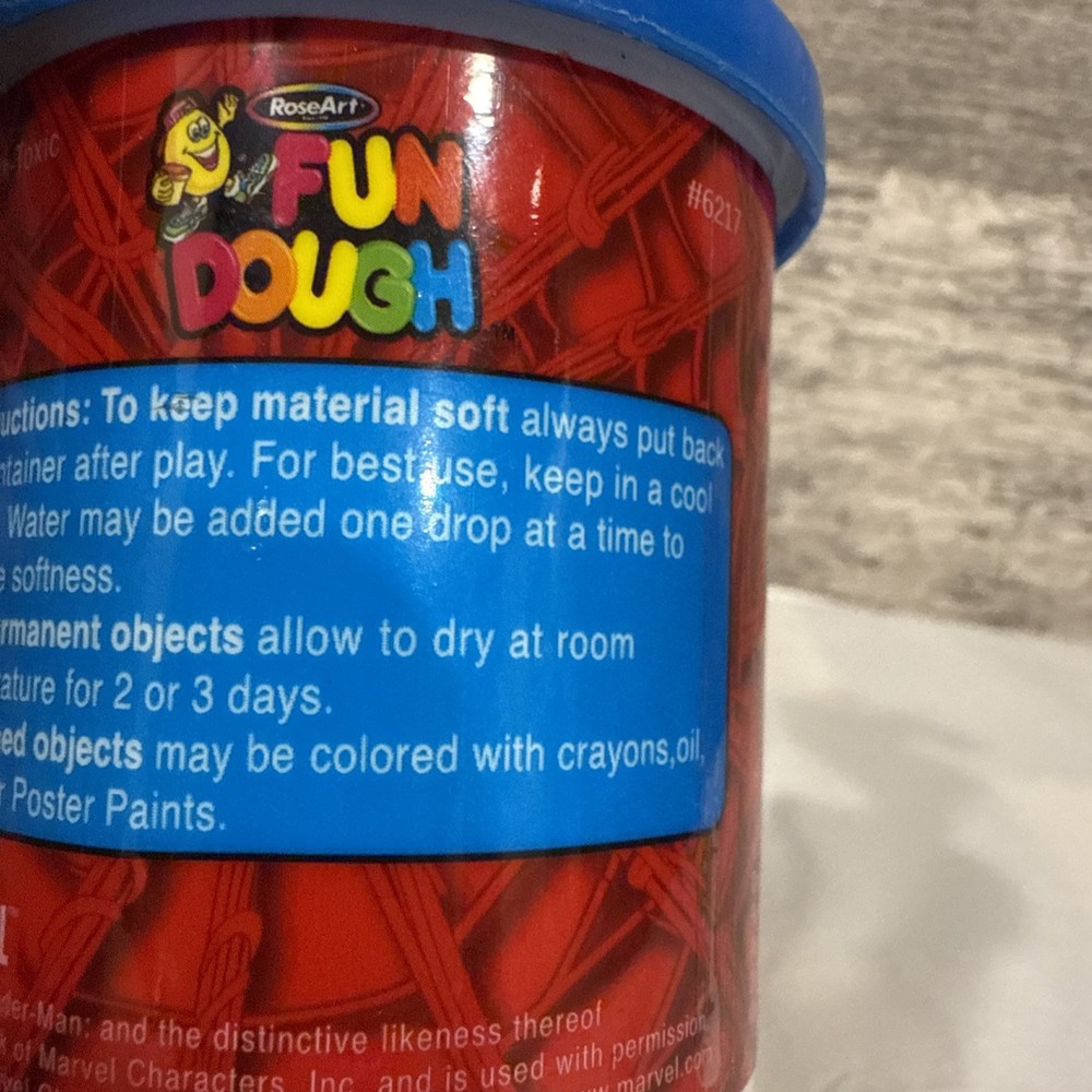 Vintage 2003 Spider-Man Fun Dough Modeling Compound Blue