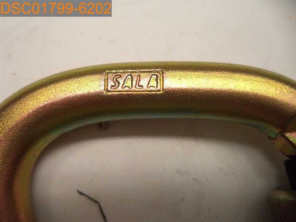 SALA Carabiner Class B EN362:2004/B Max User Cap 310lbs