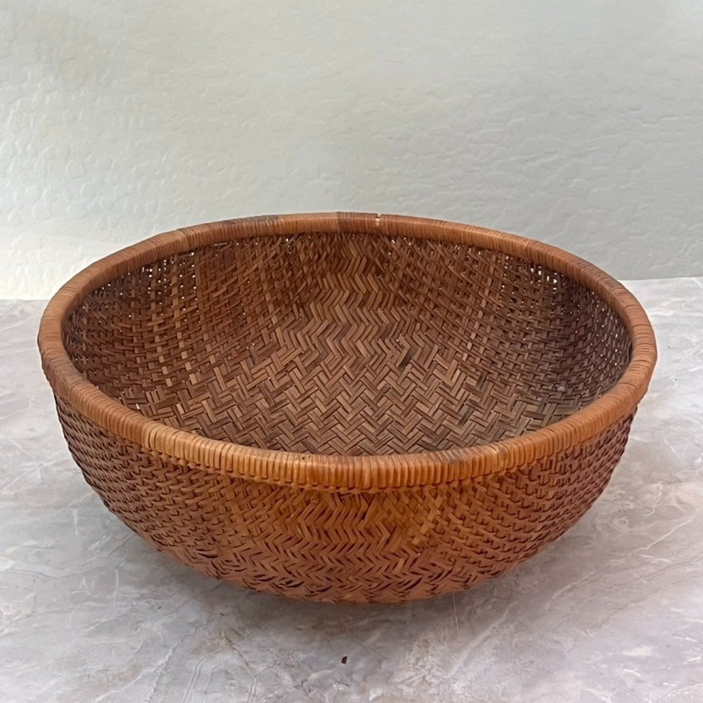 Round Bamboo Wicker Winnowing Vietnamese Basket fruit Bowl 2.5"