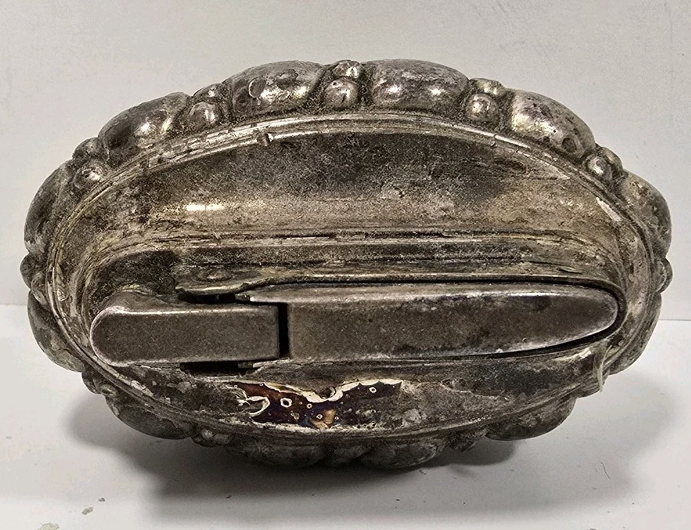 Vintage Ronson Crown Table Top Lighter Silver Plated MCM 19023