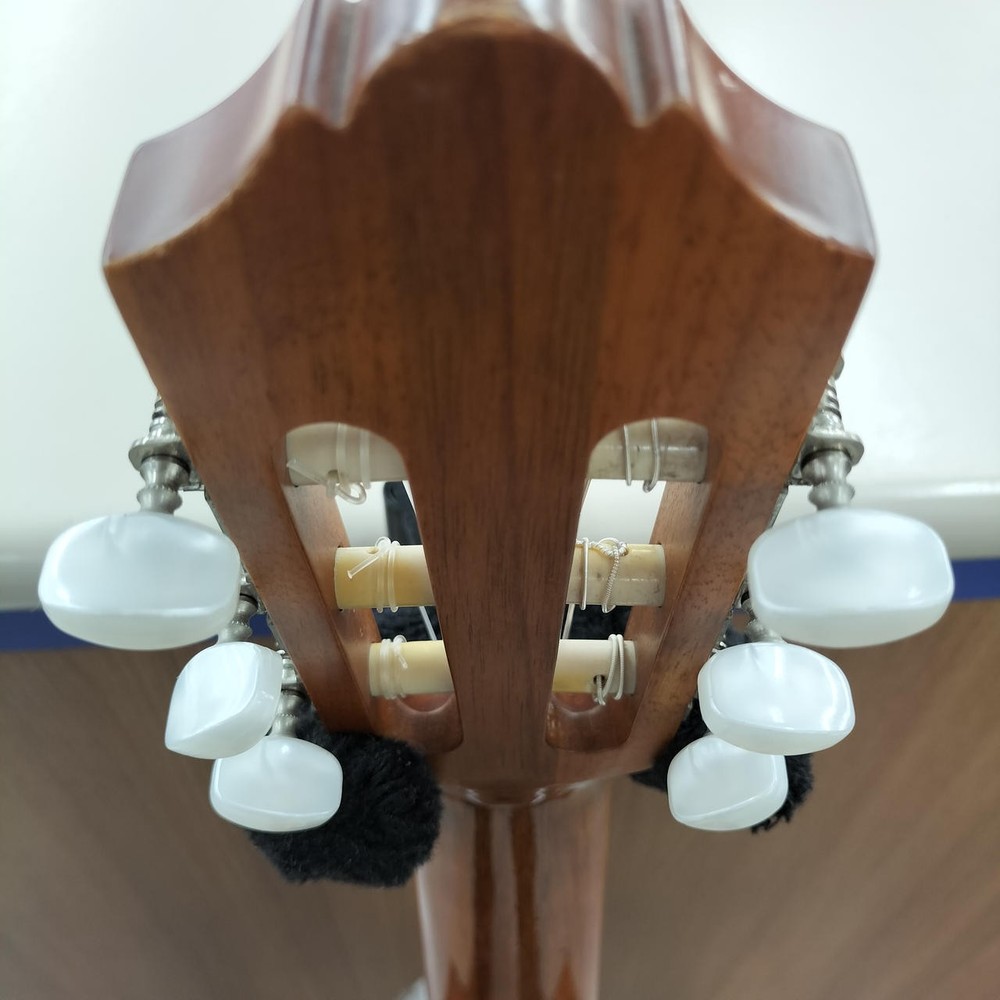 YAMAHA CG142C Classical Guitar-02