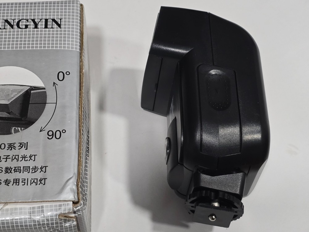 CHANGYIN CY-20 Digital DSLR Camera Flash Light