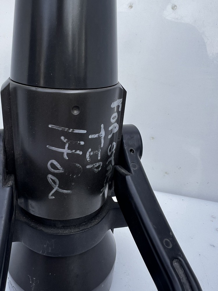 AKRON 2-1/2" SHUTOFF