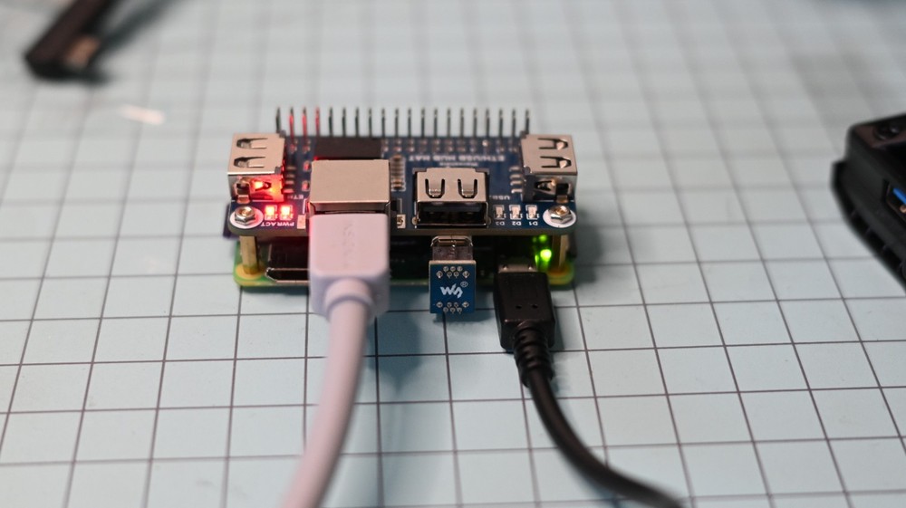 Raspberry Pi Zero 2 W w/ Waveshare Hub HAT – Soldered, Plug-and-Play