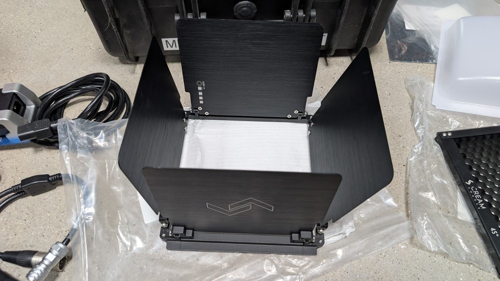 Creamsource Micro Color Pro Kit (V-Mount Battery Plate) Vortex Vortex8 Vortex4