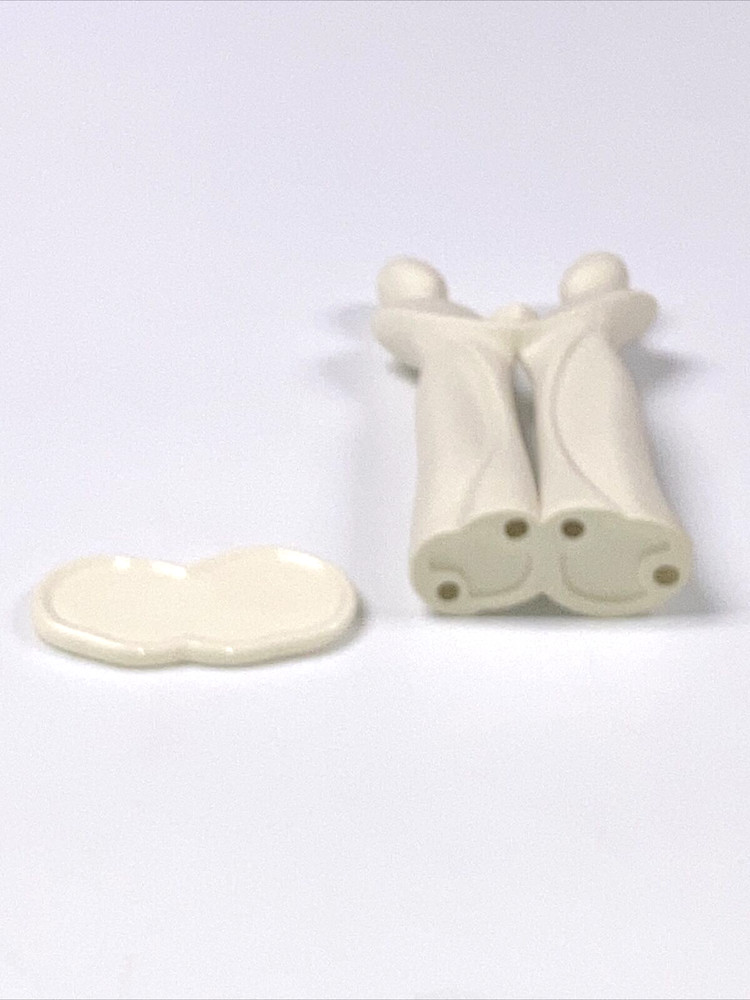Partylite ExpreScents Friendship Porcelain Diffuser Figurine