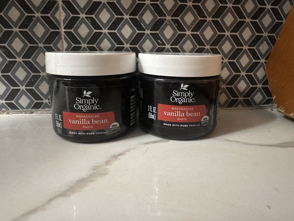2 Pack Simply Organic Madagascar Vanilla Bean Paste USDA Organic 2fl oz Bulk set