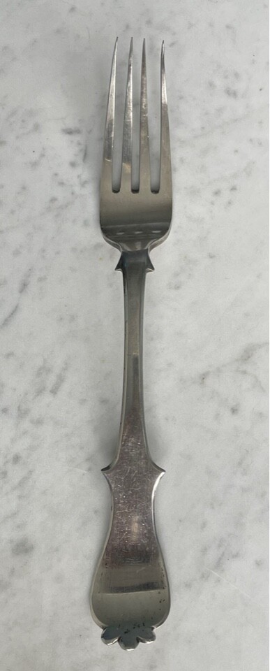 17TH CENTURY EUROPEAN 840 SILVER FORK