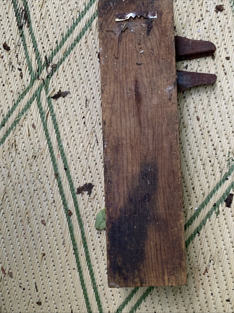 Vintage Cast Iron Wall Mount Mounted Nutcracker Nut Cracker Collectable