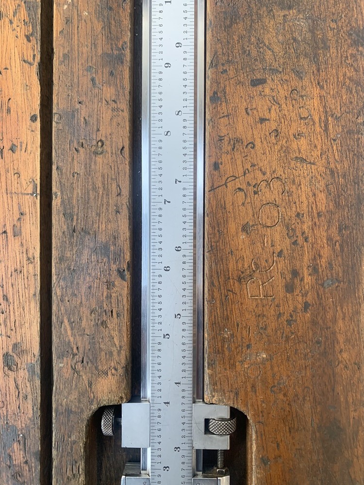 STARRETT No.123 24" VERNIER CALIPER Master Bar 26"