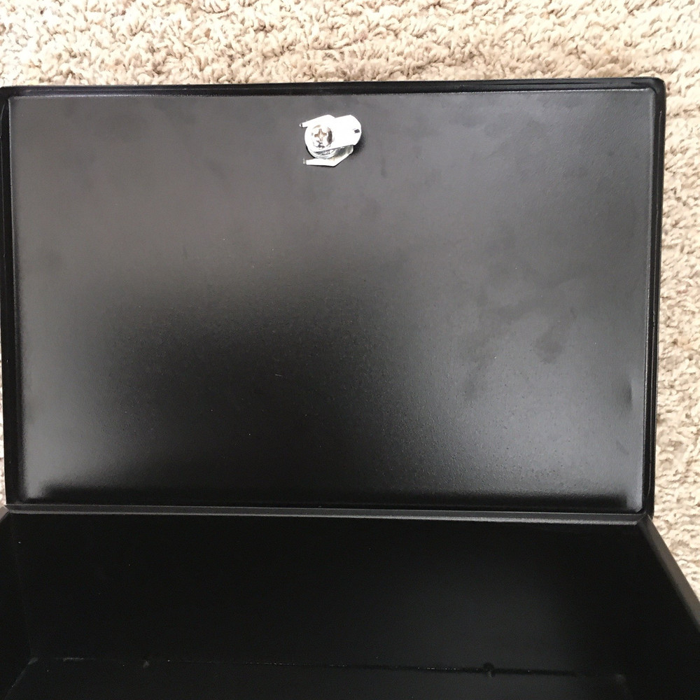 Brinks Home Security Lock Box With Key - Used