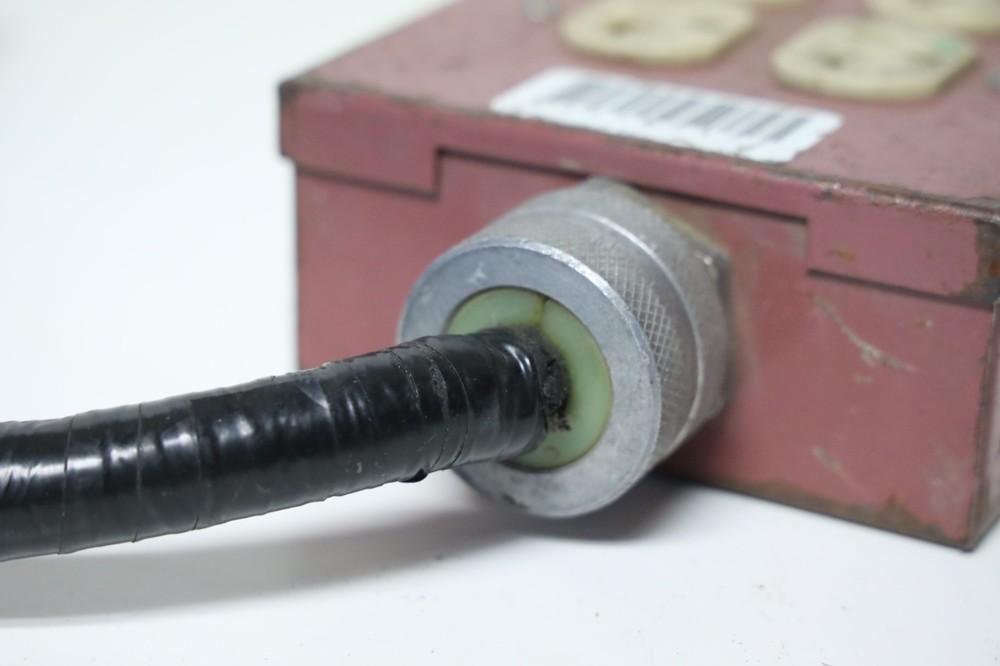 Mole-Richardson 4 Edison Plug Receptacle 60 Amp Bates