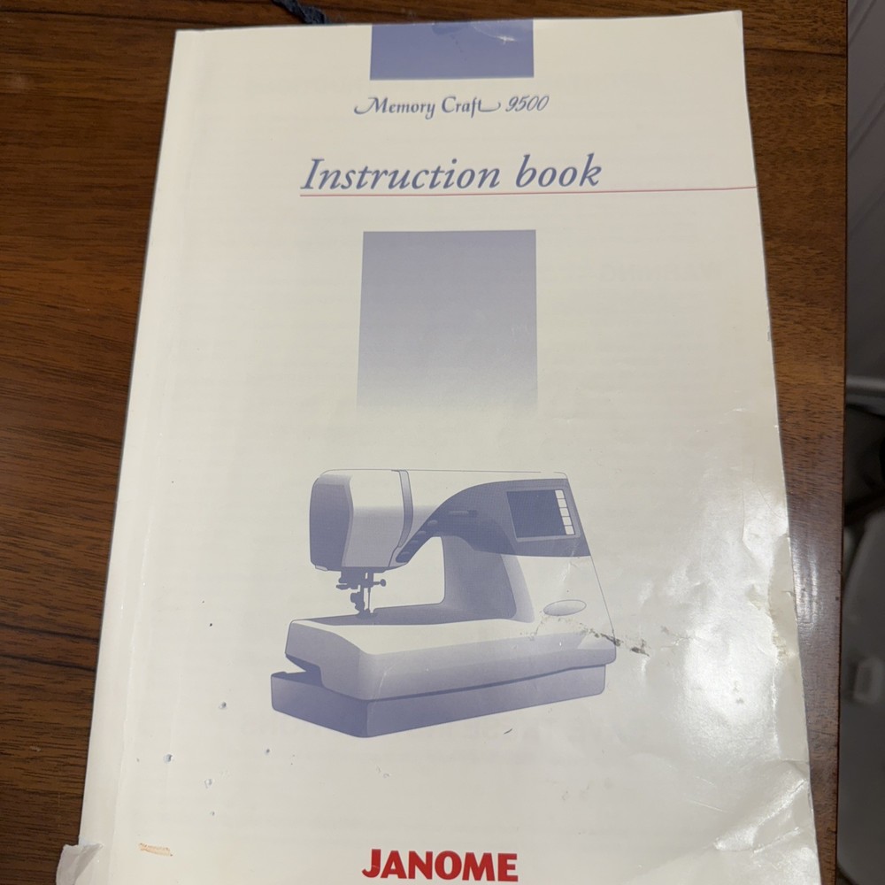 Janome Memory Craft 9500 Computerized Embroidery Sewing Machine MC9500 WORKS!!