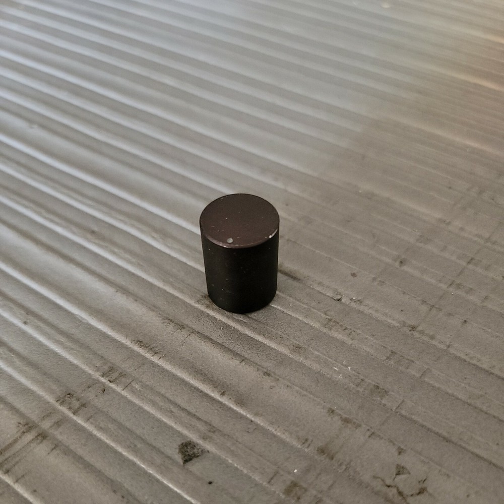 Yamaha M60 Amplifier Volume Level Knob