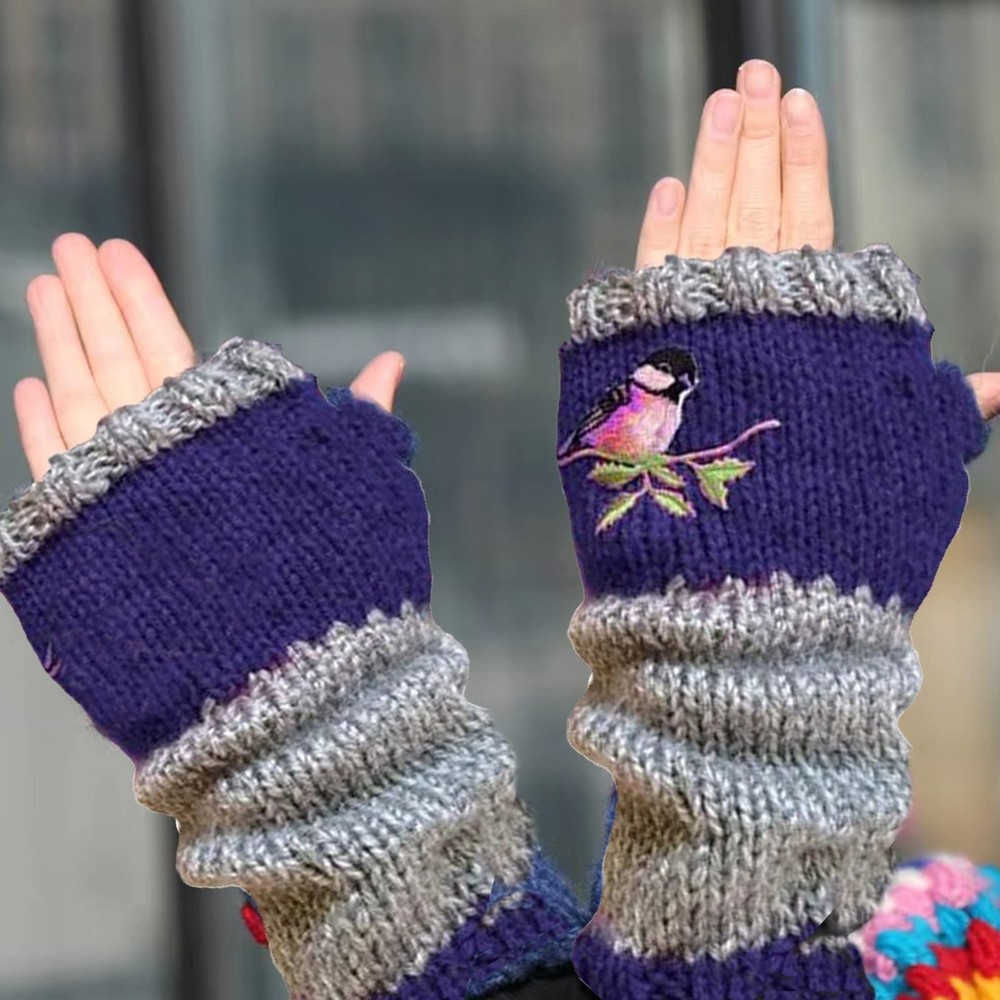 FOOMER Warm Patchwork Embroidered Fingerless Gloves with Medium, Green