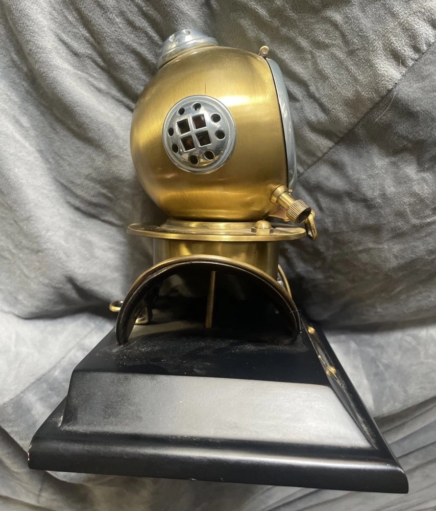 Bey-Berk Copper & Brass Divers Helmet Clock
