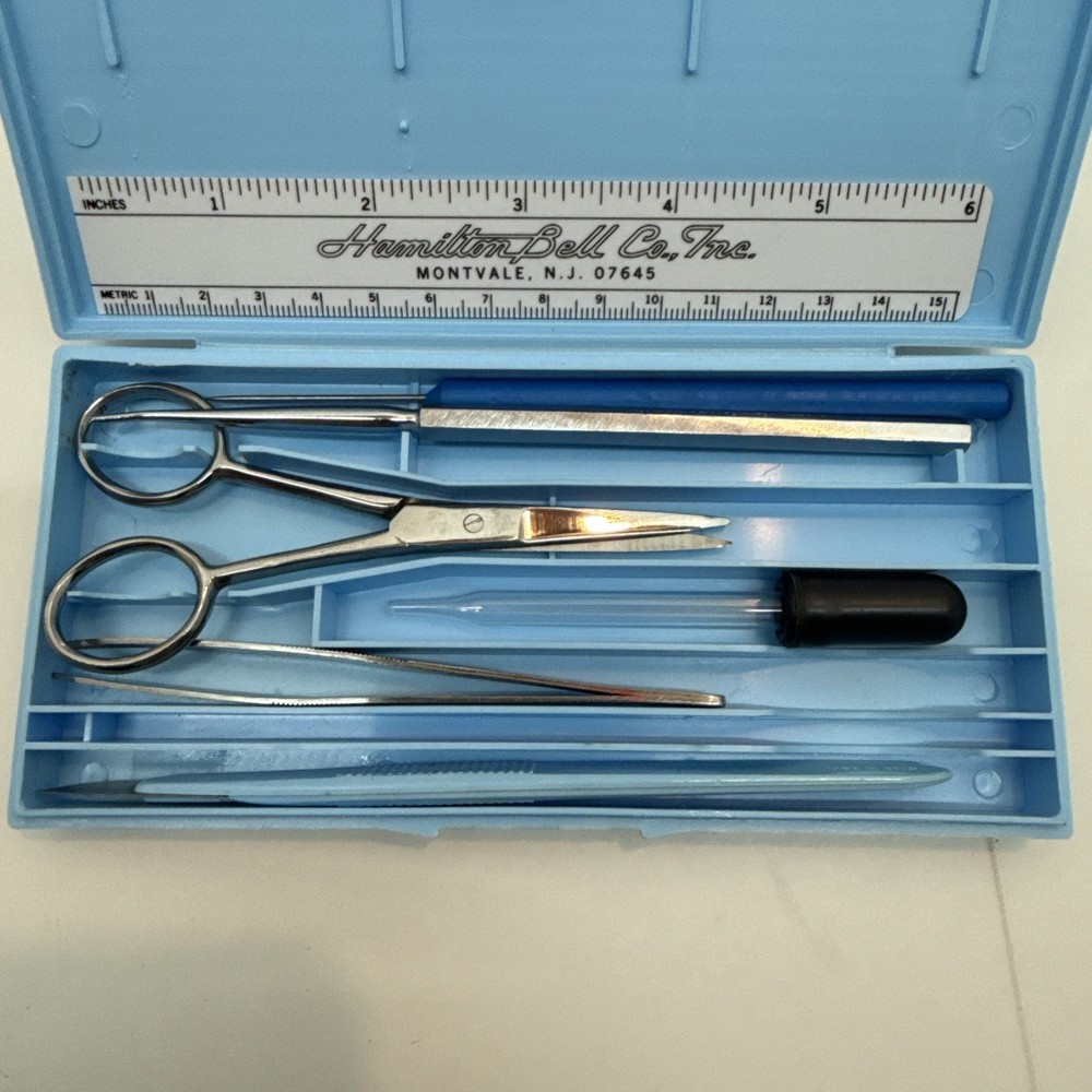 Hamilton Beach Co. Inc Dissection Kit. Student Kit.