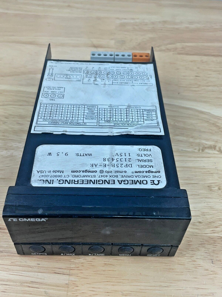 Omega Engineering DP25B-E-AR Process Panel Meter