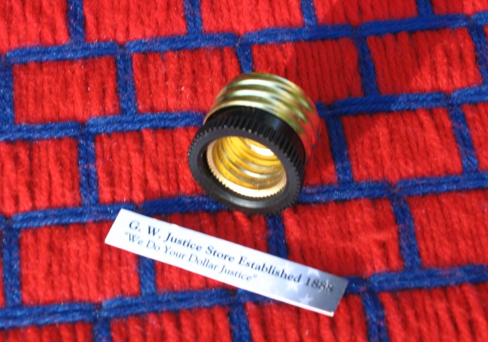 LIGHT BULB ADAPTER socket reducer regular E27 medium E26 to E17 intermediate C9