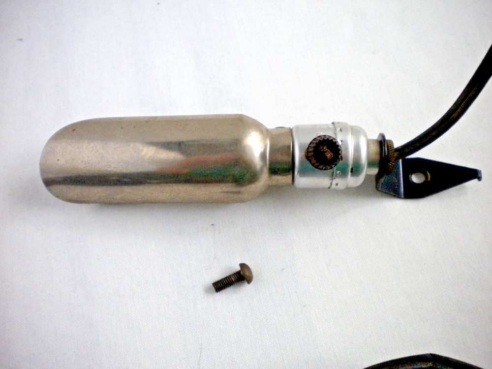 White FR Sew Machine Motor, Light, Foot Control w/Wall Plug & Motor Light/Socket