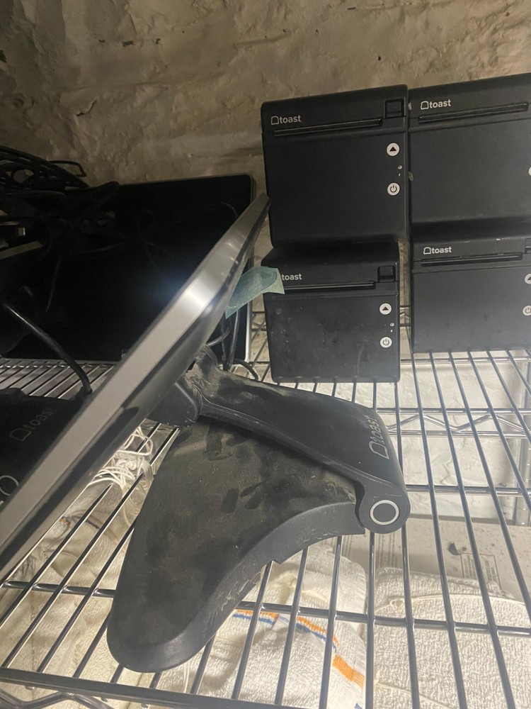 Toast pos system (pre owned)-Multi Station