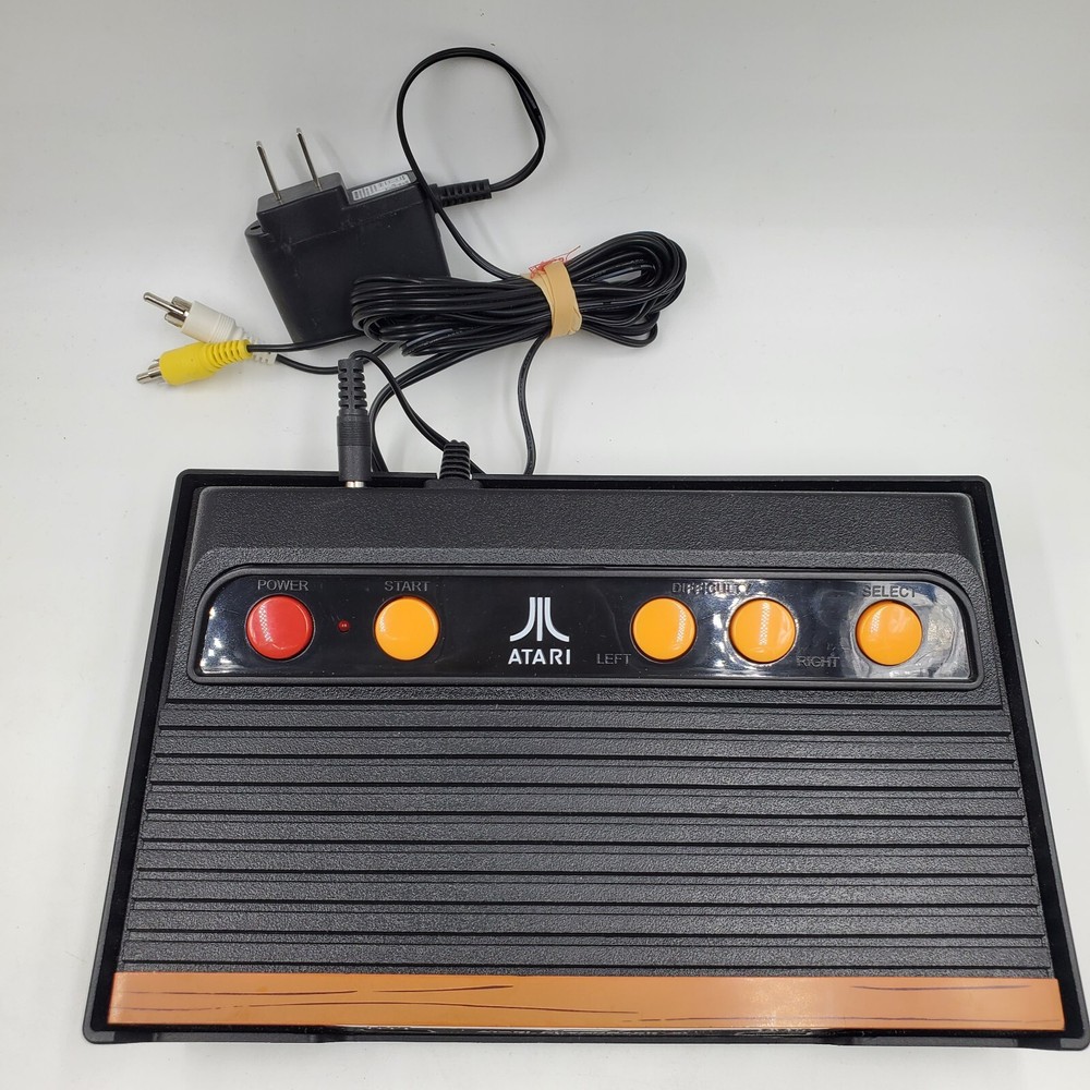 Atari Flashback 4 game console 75 games 2 controllers Tested box not included