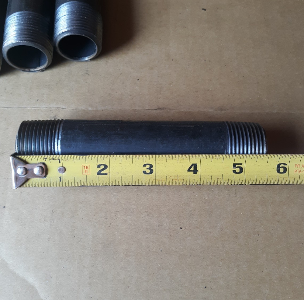 1" x 5 1/2" Threaded Black Pipe Nipple   1 PACK