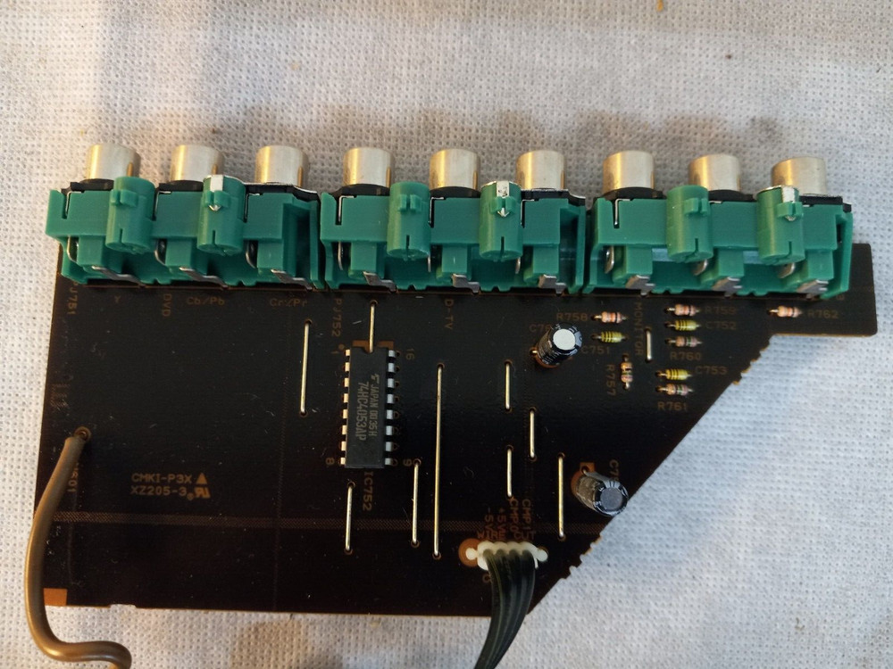 YAMAHA RX-V800 AV Receiver S-VIDEO & COMPONENT PCB