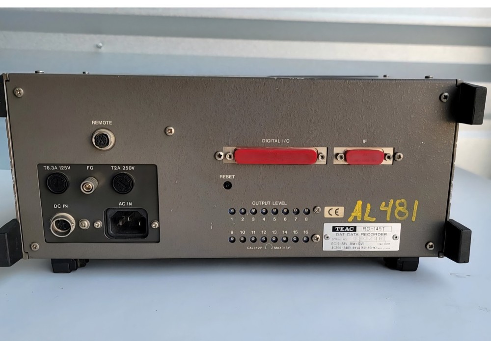 TEAC RD-145T DAT 16 CHANNEL DATA RECORDER.