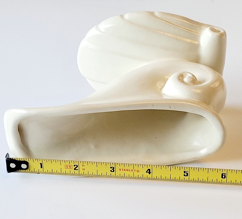 Matte Creamy White Shell Planter Unmarked Most Likely Haeger