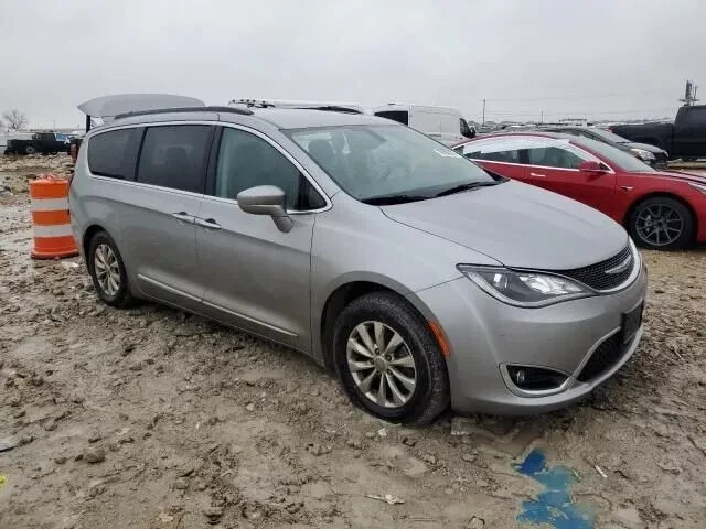 2017-2020 Chrysler Pacifica Driver Left Sun Visor Illuminated Gray