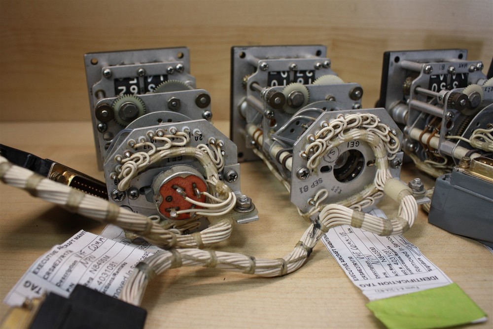 Lot of (4) Unknown NAV COMM Control Heads (Gables?)