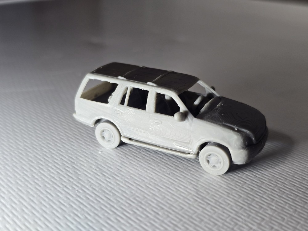 N Scale 2003 Ford Expedition Undecorated Kit 3d Printed