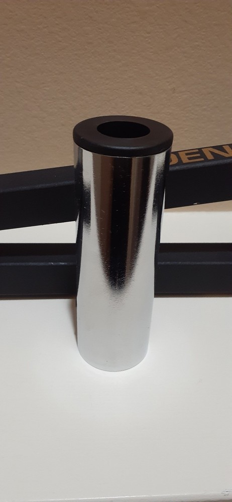 Thumb War | Golden Grip