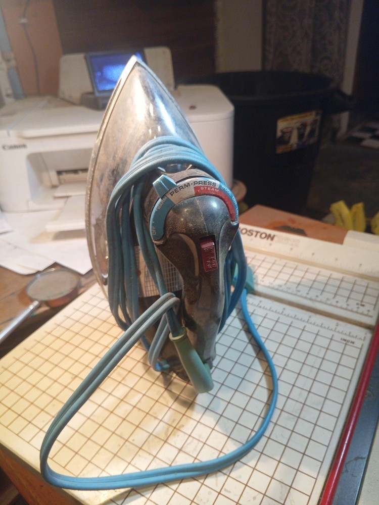 General Electric Clothes Iron