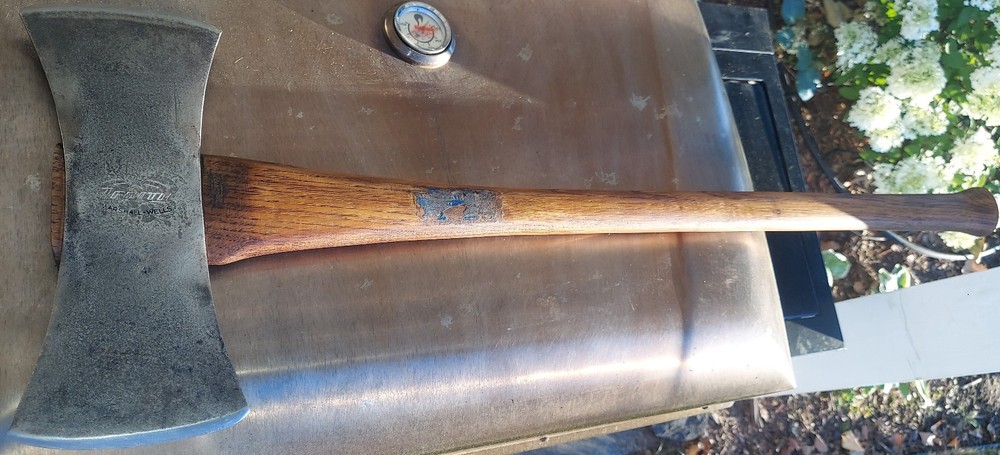 Vintage Zenith 4lb "Swamper" DB Axe