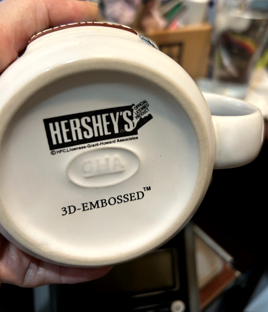 HERSHEY'S Kisses 3D Embossed mug excellent pre-owned