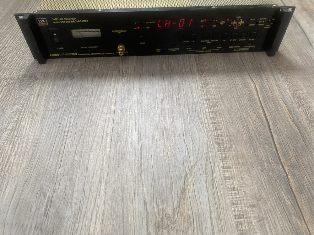 DX ANTENNA DIR-657 BROADCAST SATELLITE RECEIVER