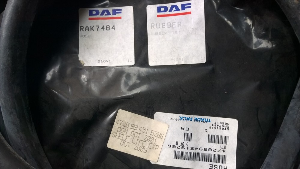 EX ARMY RESERVE - DAF RUBBER HOSE RAK7484
