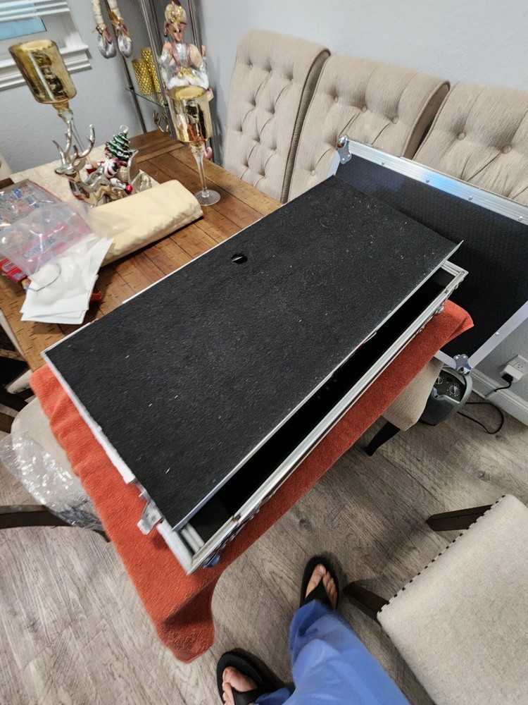 Numark Mixquad Dj Controller With Case