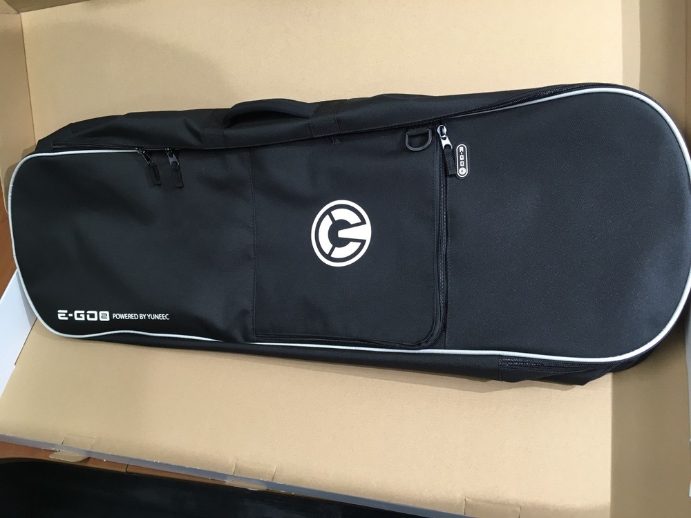 Yuneec E-GO2 Electric Longboard Skateboard Backpack - Black & White