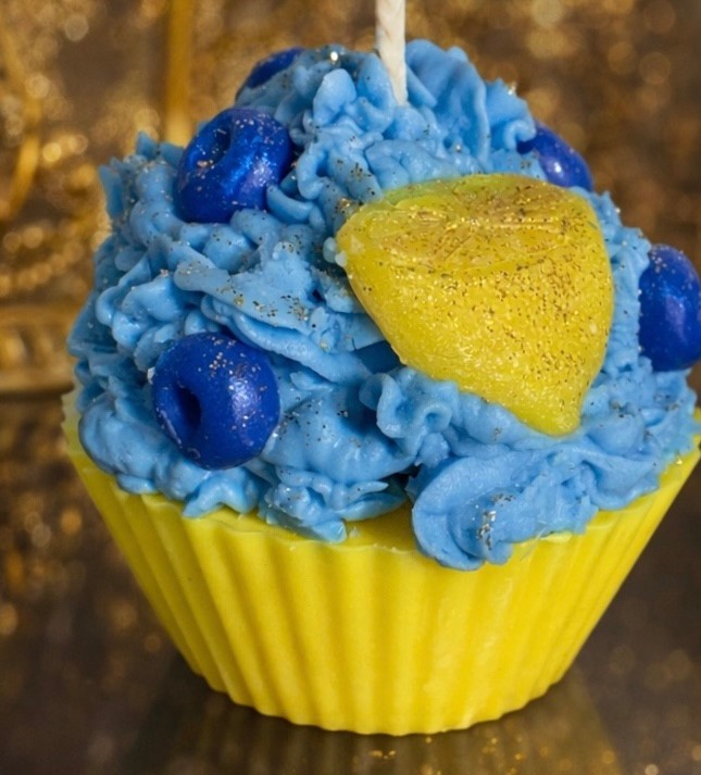 Lemon Blueberry Cupcake Candle