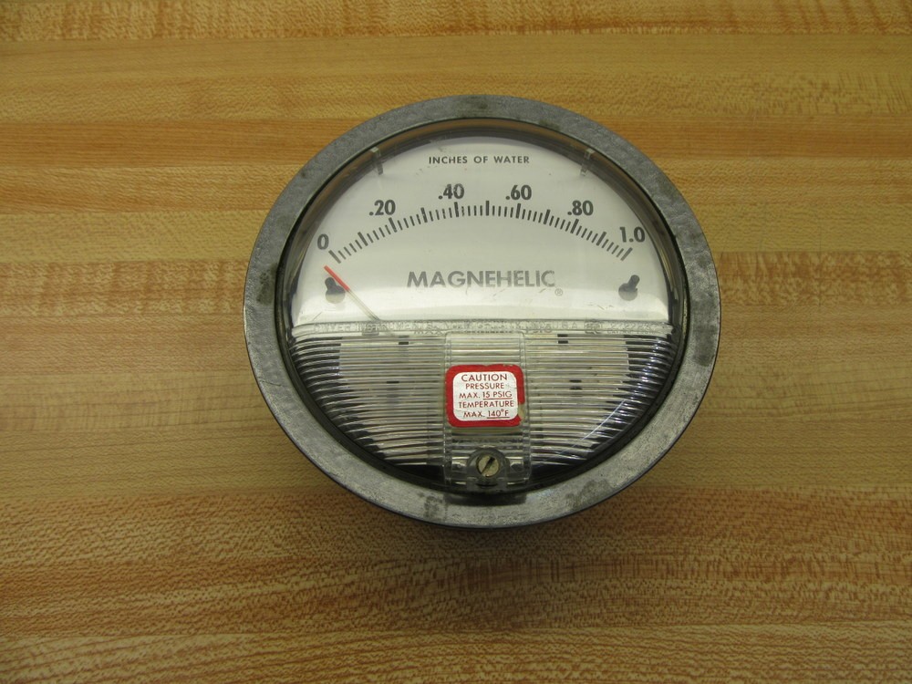 Dwyer 2001 Magnehelic Gauge