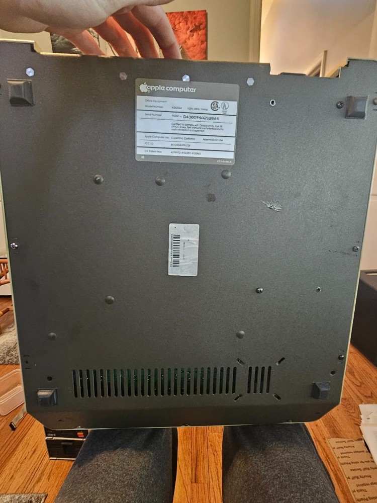 Vintage APPLE IIe A2S2064 Desktop Computer Clean - Tech Special Powers Beeps