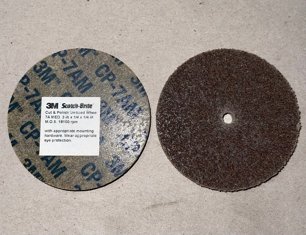 3M 03728 Cut and Polish Unitized Wheel