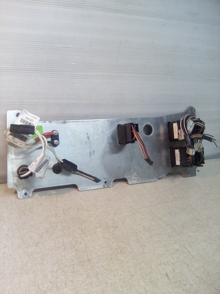 Freightliner M2 22-53168-001 Dash Switch Panel